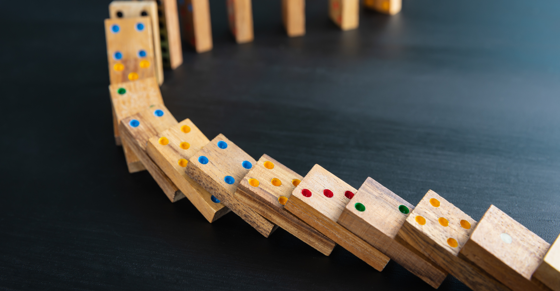Przewracające się domino